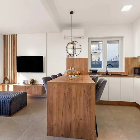 Luxury Velic * Brodarica (Sibenik-Knin)