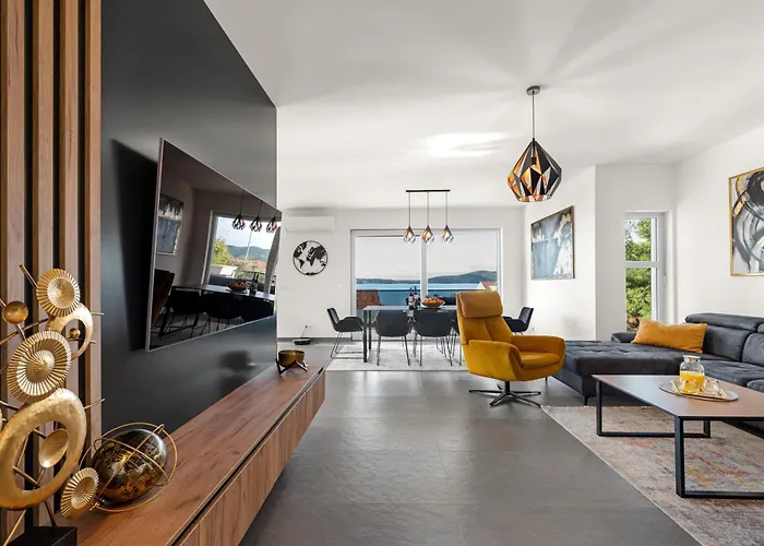 Luxury Velic Brodarica (Sibenik-Knin)