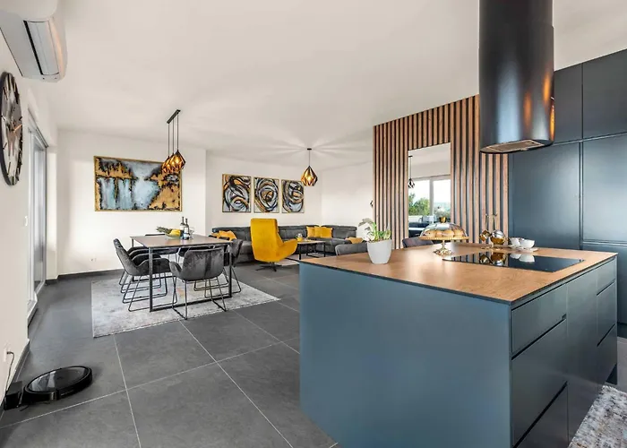 Luxury Velic * Brodarica (Sibenik-Knin)