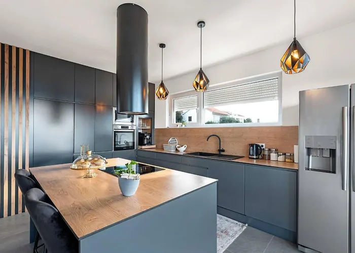 Luxury Velic * Brodarica (Sibenik-Knin)